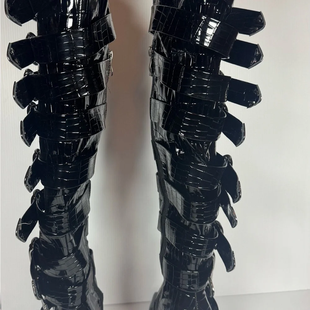 Black Croc Embossed Buckle Knee High Boots – CINZIA Goth Festival